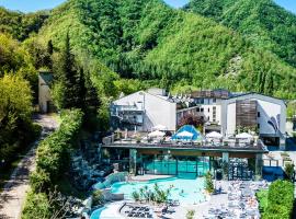https://t-ec.bstatic.com/xdata/images/hotel/270x200/111250244.jpg?k=b53e18a71fa78a3ba68c302a8cd16ce431fc7fdce79d0f311311d6c0f9a1b788&o=