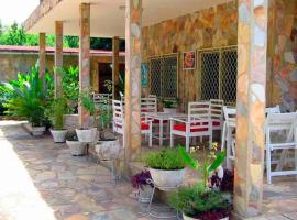 Hotel Chez Fanny