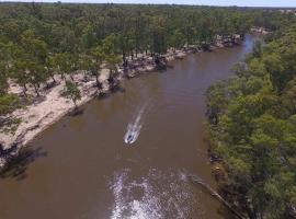 McLean Beach Holiday Park