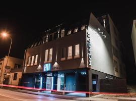 Boutique HOTEL 11