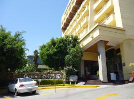 Hotel Fortin Plaza