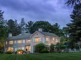 The Best Available Hotels Places To Stay Near Stockbridge Ma Devonfield Inn