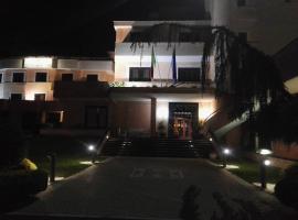 Hotel De La Ville & Centro Congressi
