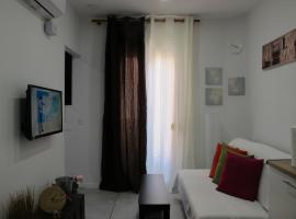 COZY APT. NEXT TO BEACH & 14 MIN. TO BARCELONA