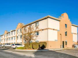 Comfort Inn & Suites