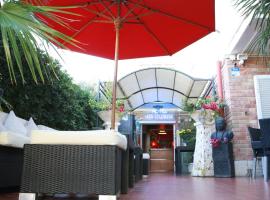 Hotel Los Globos