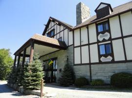 The 6 Best Hotels Places To Stay In Beech Mountain Nc 4 Seasons At Beech Mountain 3 Stars