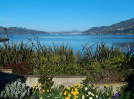 Arts Content Harbour View