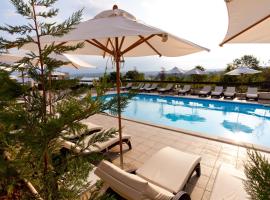 Blue Waves Resort