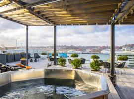Radisson Blu Riverside Hotel