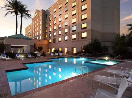 The Best Hotels Near Phoenix Sky Harbor International Airport Phx Radisson Hotel Phoenix Airport