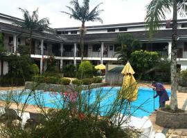 Bartholo Plaza Hotel