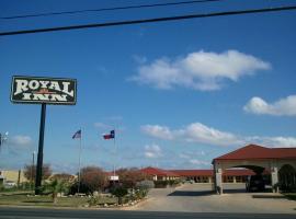 The 6 Best Hotels Places To Stay In Pearsall Tx Royal Inn Pearsall 2 Stars