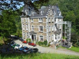 Chateau Bleu