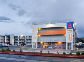 Motel 6 Denver Central - Federal Boulevard