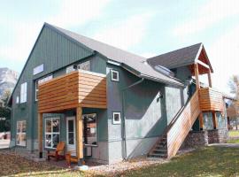 Waterton Lakes Lodge Resort