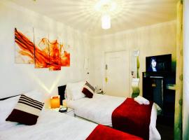 Gable Lodge London