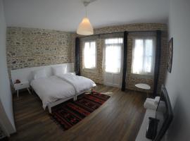 Old Bazaar Rooms