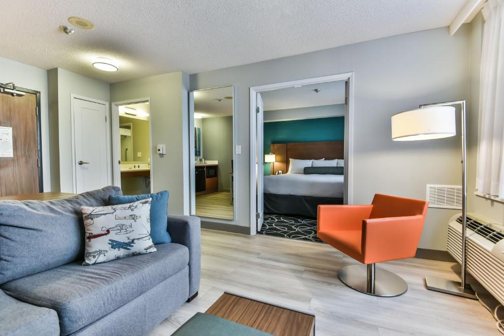 Gallery image of this property