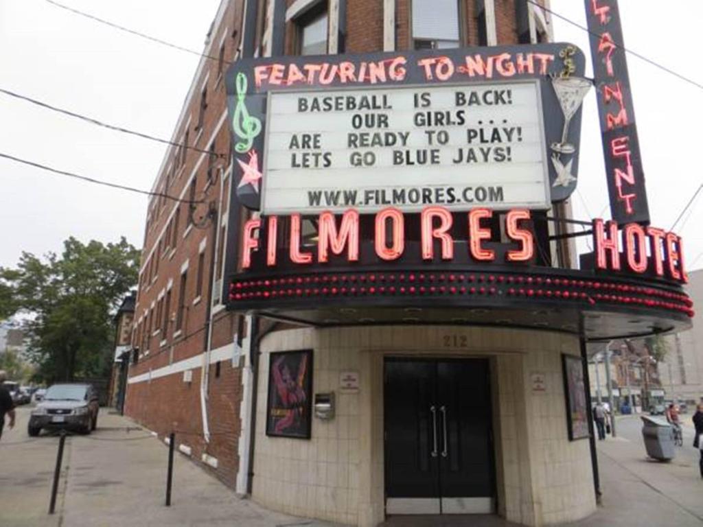 Gallery image of this property