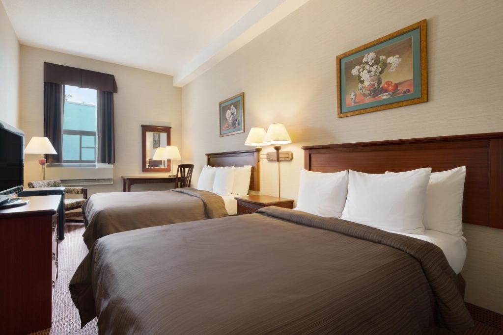 Gallery image of this property