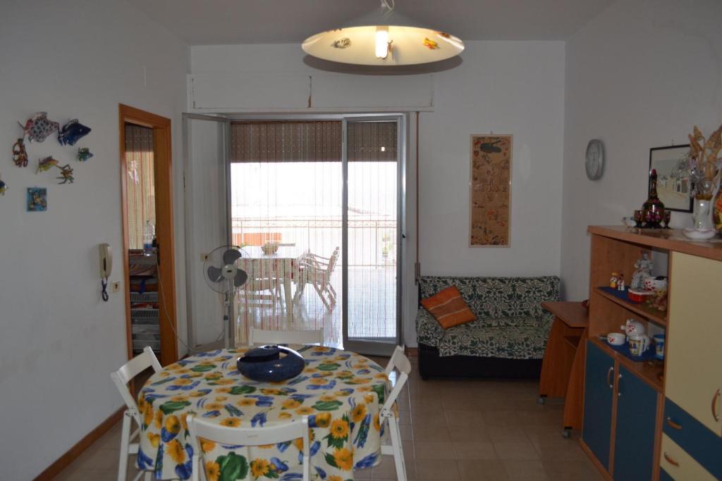 Gallery image of this property