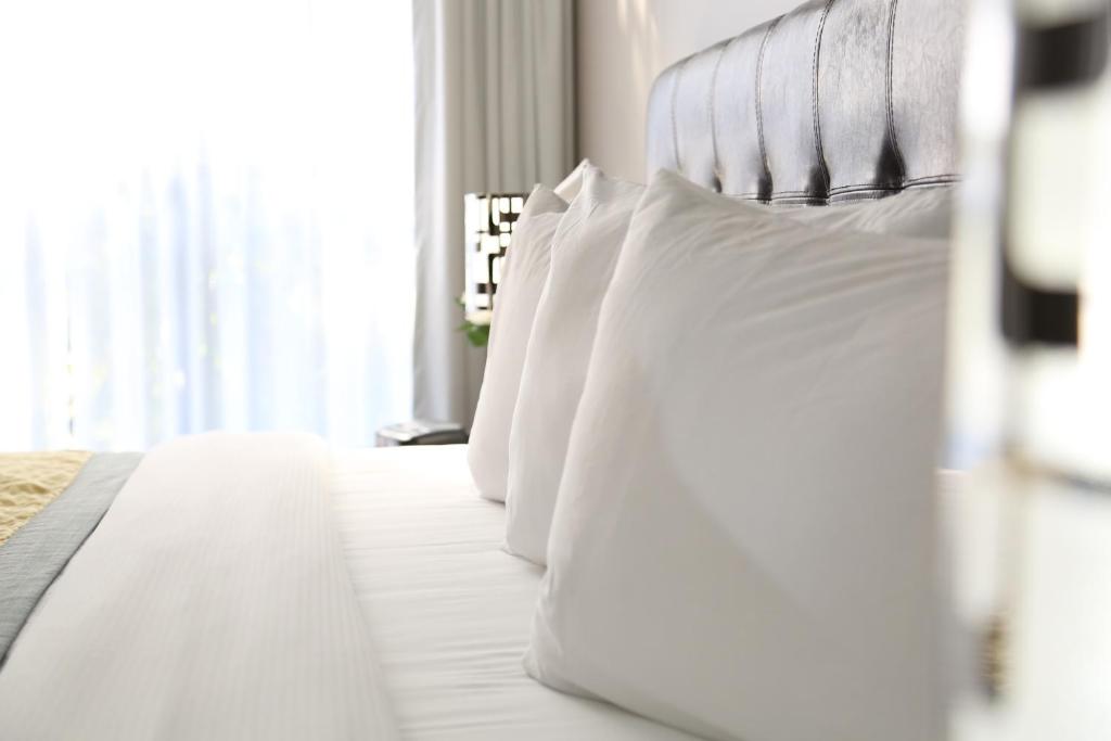 Gallery image of this property