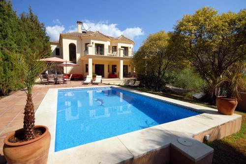 Master Bedroom in Private villa in lovely village Hotel, Benahavís, Spain