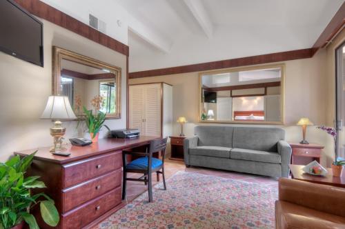 The 10 Best Luxury Hotels In Palo Alto Usa Booking Dinah S Garden Hotel