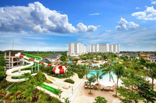 The 10 Best Beach Hotels In Mactan Philippines Booking Jpark Island Resort Waterpark Cebu