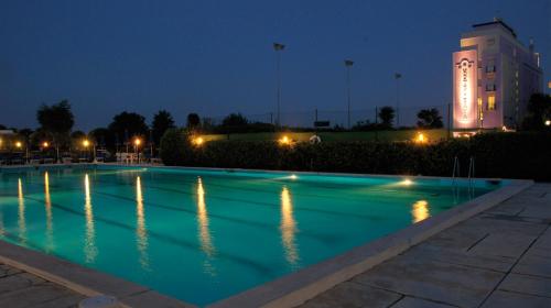 I 10 migliori posti dove soggiornare a Milano Marittima, Italia ... I 10 migliori posti dove soggiornare a Milano Marittima, Italia ...