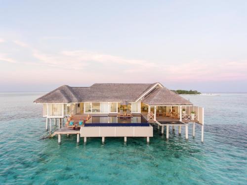 The 10 Best Family Hotels In Maamigili Maldives Booking Description For A11y