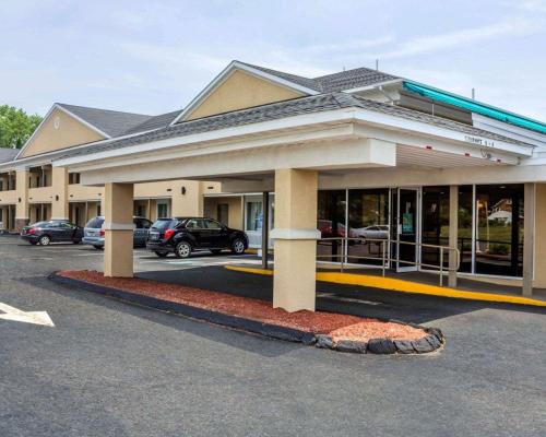 Bookingcom Hotels In Waterbury Book Your Hotel Now - 