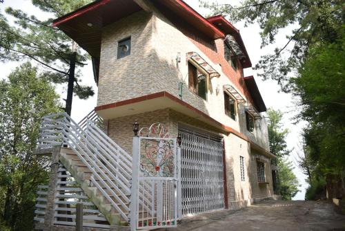 The 10 Best Apartments In Murree Stan Booking Janjua Lodges Apartments