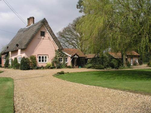 The 10 Best Pet Friendly Hotels In Woodbridge Uk Booking The 10 Best Pet Friendly Hotels In Woodbridge Uk Check Out Our Pick Of Great Dog