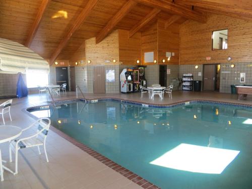 The 6 Best Hotels With Jacuzzi In Manitowoc Usa Bookingcom - 