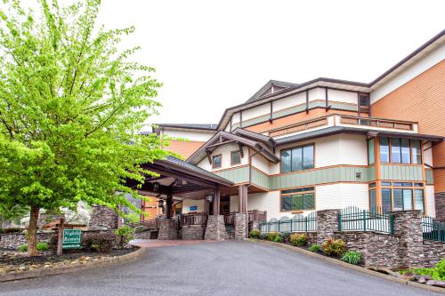The 10 Best Hotels With Pools In Gatlinburg Usa Booking Com