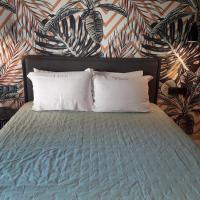 4 Seasons Luxury Apartments