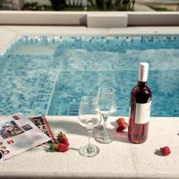 Savvas Luxury Suites