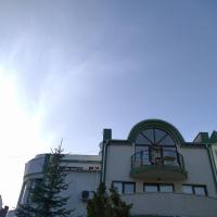 Tinas Gold Hotel