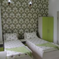 Doshan Hotel-Hostel