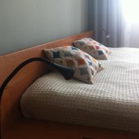 Apartment on Perevertkina 1/9