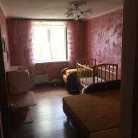 Room on Sovetskoy Armii 17
