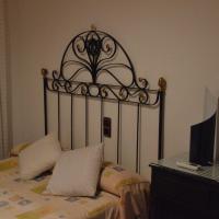 Booking.com: Hotely Azanúy. Rezervujte hotel hned!