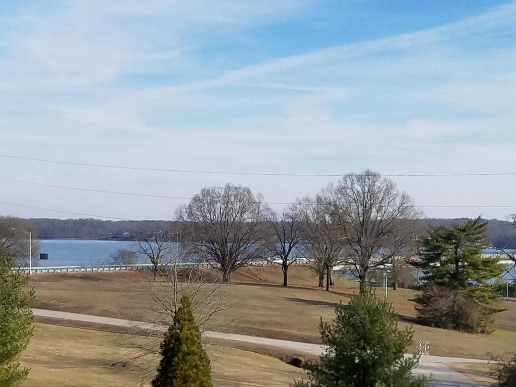 Marriott Shoals Hotel, Florence, AL