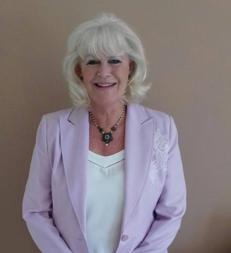 Lynda Carne