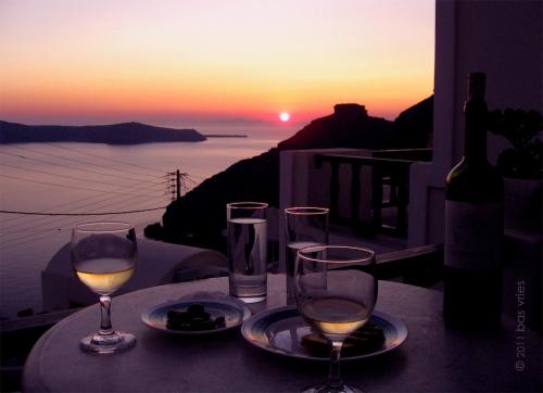 Skaros View at the sunset