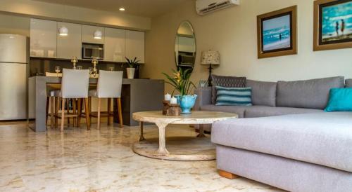Anah Condo