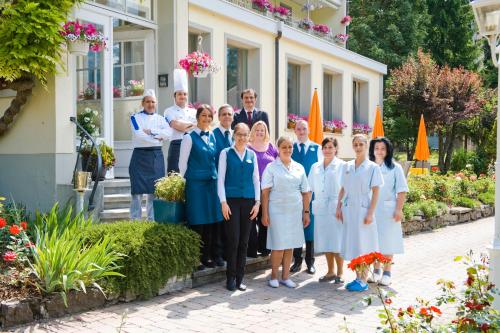 Team Chalet Miravelle