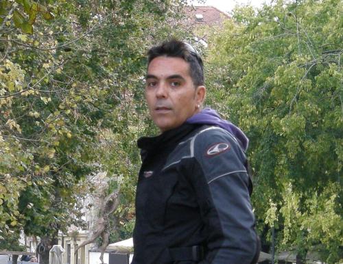 Vangelis Kalaizis